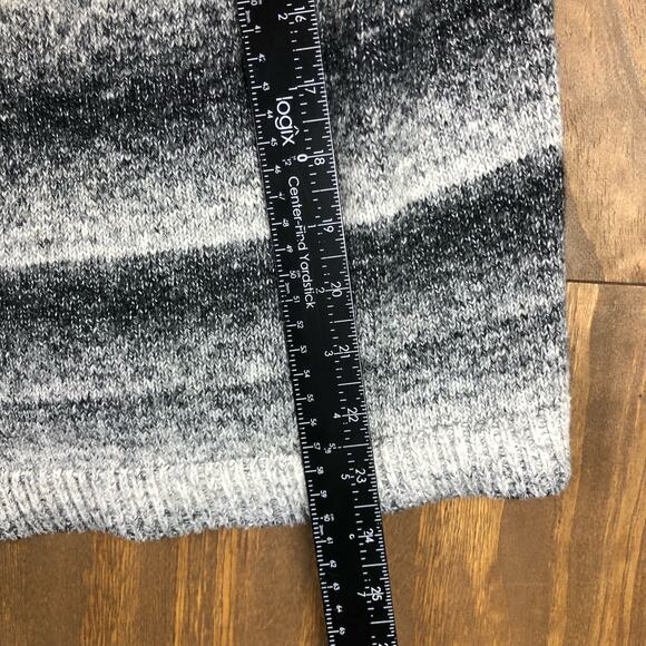 Lane Bryant Womens Sweater Black White Striped Crew Neck 3/4 Sleeve 14/16 - Picture 8 of 12